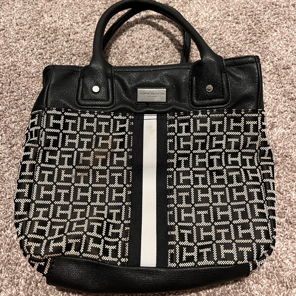Tommy Hilfiger Black Purse
